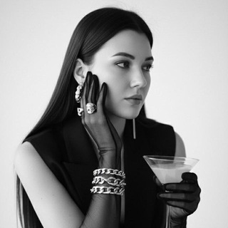 Логотип @titovabeautynails - Titova_beautynails