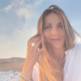 Логотип @tizianaalterio - Tiziana Alterio giornalista indipendente