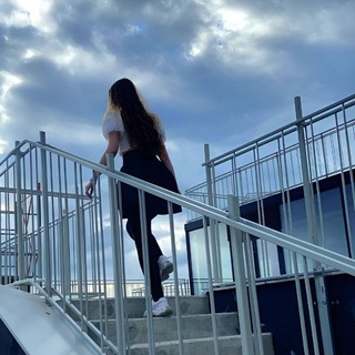 Логотип @tkennett - таня kentик