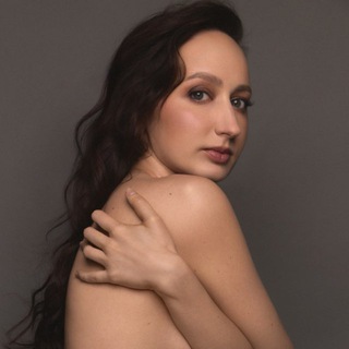 Логотип @tobeshining - Сияй