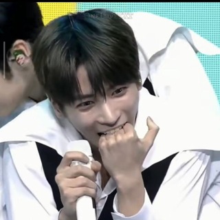 Логотип @tohavshoke - диджей фиксон красавчик дворняжный котёнок Тоха