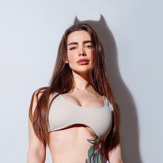 Логотип @tomato333 - Тома Жданова