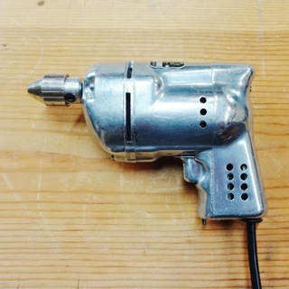 Логотип @tool_story - Гненный Андрей