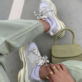 Логотип @topsumki_shoes - Topsumki.msk l Обувь