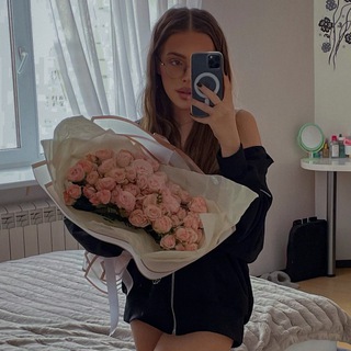 Логотип @torykonovv - V.KONOVV