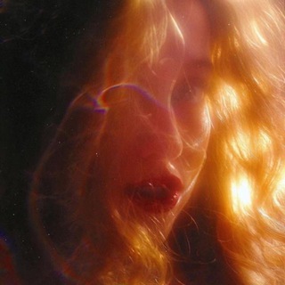 Логотип @toshifting - тошифтинг