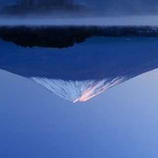 Логотип @toyama_tokanava - То яма, то канава