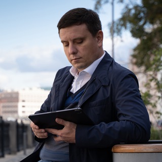 Логотип @trackertg - Эффект масштаба