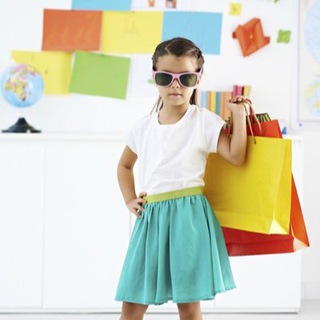 Логотип @tradeforkids - Товары для детей