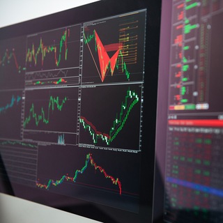 Логотип @trading_materials - Материалы по трейдингу