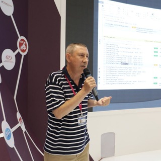 Логотип @translation2russian - translation2russian