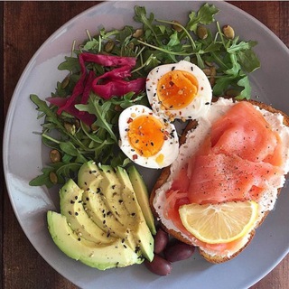 Логотип @trapezadoma - Трапеза дома. Рецепты и кулинария