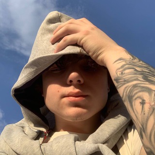 Логотип @traptraueraxyel - TRAUER