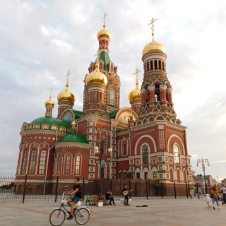 Логотип @trasferirsi_in_russia - Trasferirsi in Russia