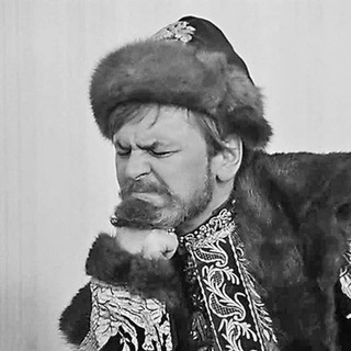 Логотип @trashinbooks - Книжный фейспалм