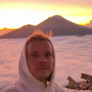 Логотип @traveldi - Traveldi 🌏 Моя Кругосветка