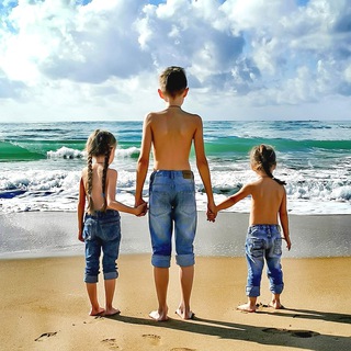 Логотип @traveldiary_ru - 🚸 traveldiary | дневник путешественника