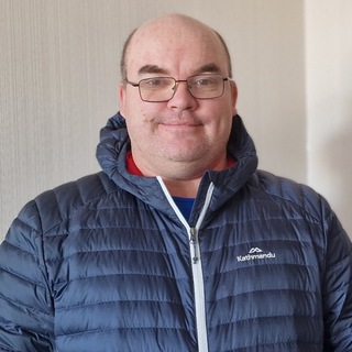 Логотип @travellingwithrussell - Travelling with Russell Channel