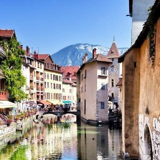 Логотип @travelpics - Travel ✈️