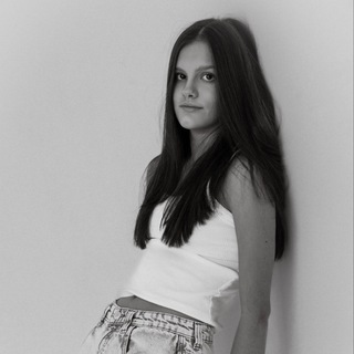 Логотип @trendykira - trendy kira