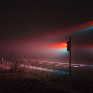 Логотип @triiip - B Trip