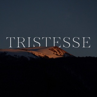 Логотип @triistesse - TRISTESSE