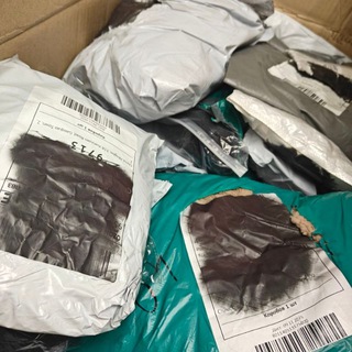 Логотип @trikotazhnaya - Секретные боксы с посылками