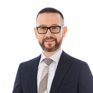 Логотип @trillioner - Триллионер