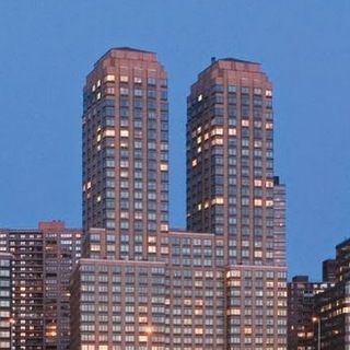 Логотип @trumpsplace - Козырное место