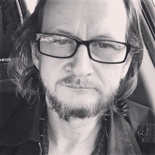 Логотип @truptaxista - Труп таксиста