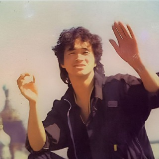 Логотип @tsoyjivkino - Стикеры с Цоем/группой Кино/футажи с Цоем/Группа Кино/музыка Цоя группы Кино/оригиналы видео и фото/аккорды группы Кино Цоя