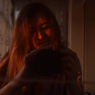 Логотип @tucalido - Чай и сливовые сигареты