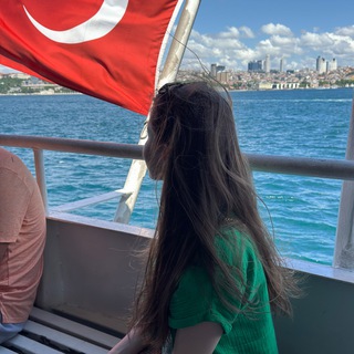 Логотип @turetskiy_turkiye_burslari_seria - Türkçe Bella 🇹🇷 Турецкий с Бэллой
