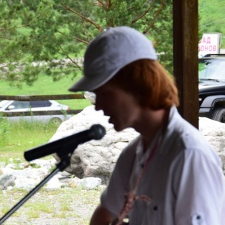 Логотип @tutapletin - Apletin Muzac