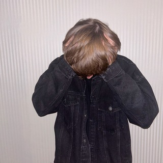 Логотип @tutttuut - .x.