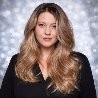 Логотип @tviti_books - Алёна Tviti 🖤