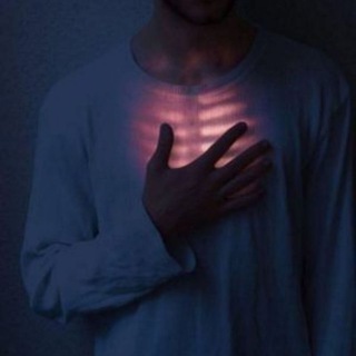 Логотип @tvoi_omut - ᴛᴠᴏɪ ᴏᴍᴜᴛ🖤💫