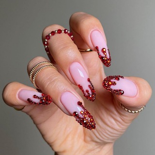 Логотип @tvoimanikurzdes - ТВОЙ МАНИКЮР ЗДЕСЬ 💅