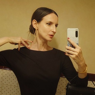 Логотип @tvoy_vintage - Света и сокровищ✨