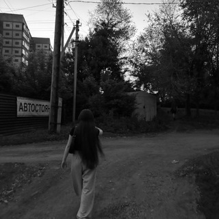 Логотип @tvoyabrunetkaaa - Paradise🫀