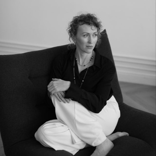 Логотип @tvoyapsikhologiya - Lamademoiselle_lafolie