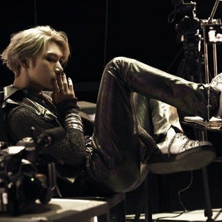 Логотип @twokapple - рест: 𝐚𝐫𝐜𝐡𝐢𝐯𝐞 𝐨𝐟 𝐥𝐨𝐬𝐭 𝐬𝐨𝐮𝐥𝐬.