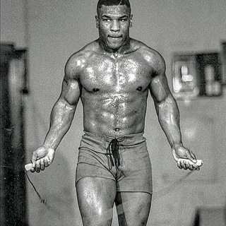 Логотип @tyt_topyat - Топим?👊🏻🔞