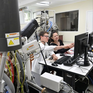 Логотип @udmscience - УдмФИЦ УрО РАН🧬