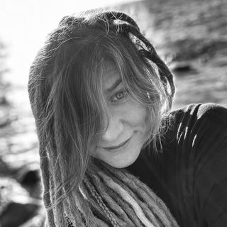 Логотип @ugolok_poezii_i_chuvstv_karpova - Уголок поэзии и уголёк чувств