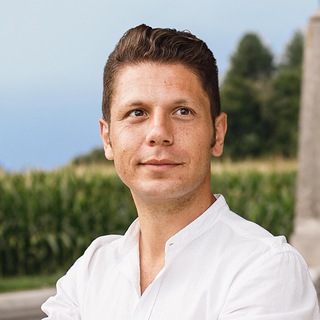 Логотип @ugorossiecoing - ing. Ugo Rossi