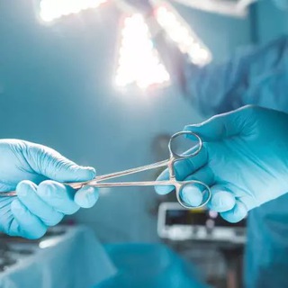 Логотип @ukrainiansurgeons - Хірурги України