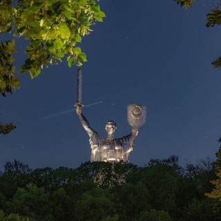 Логотип @ukrr_music - ♡𝔀𝓸𝓻𝓵𝓭 𝓸𝓯 𝓶𝓾𝓼𝓲𝓬♡