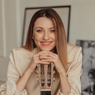 Логотип @ukugitaranonna - ГИТАРА–УКУЛЕЛЕ с Нонной 🎸
