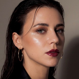 Логотип @ulianavlkv - ULIANA VOLKOVA